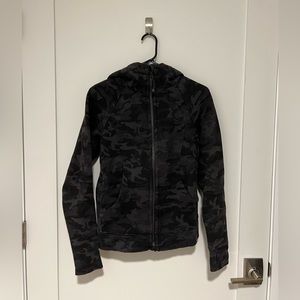 Lululemon Scuba Hoodie - Size 8 - BLK CAMO
